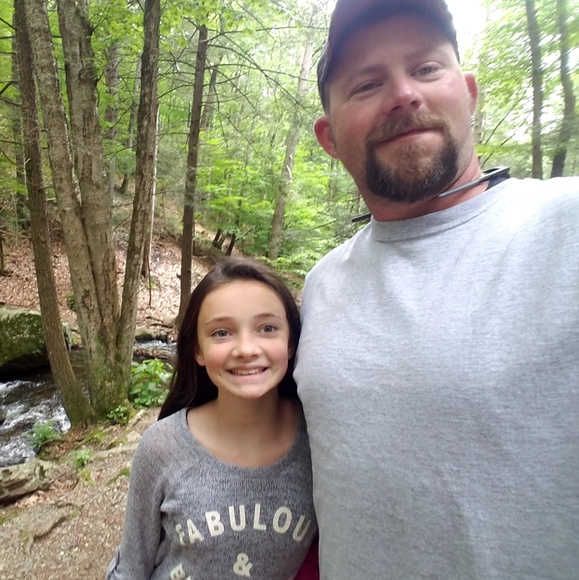 Meet your Posher, Tommy - Picture 2 of 3